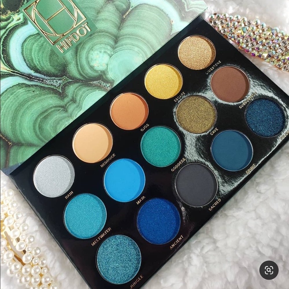 ✨ HIPDOT CENOTE PRESSED EYESHADOW PALETTE - Picture 12 of 13